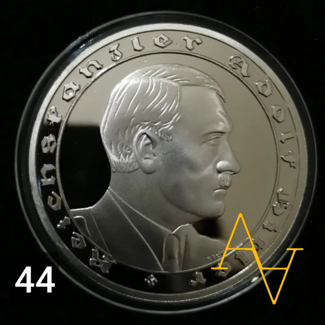 سکه ی یادبود هیتلر  کد : 44