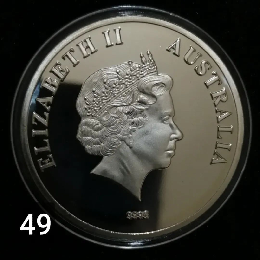 سکه ی یادبود ملکه  کد : 49